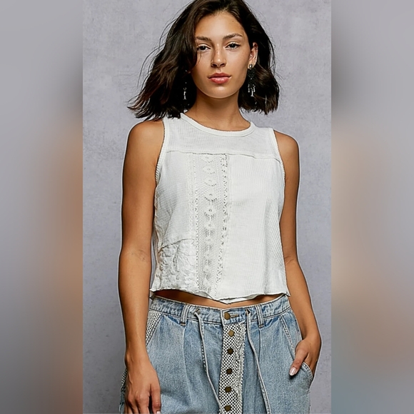 #1132 POL Ghost Flower Patchwork Top - Picture 13 of 14